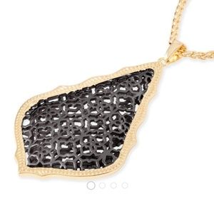 Kendra Scott Aiden necklace